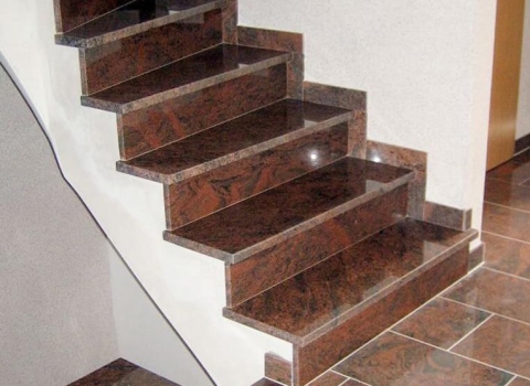 CẦU THANG ĐÁ ĐỎ SA MẠC